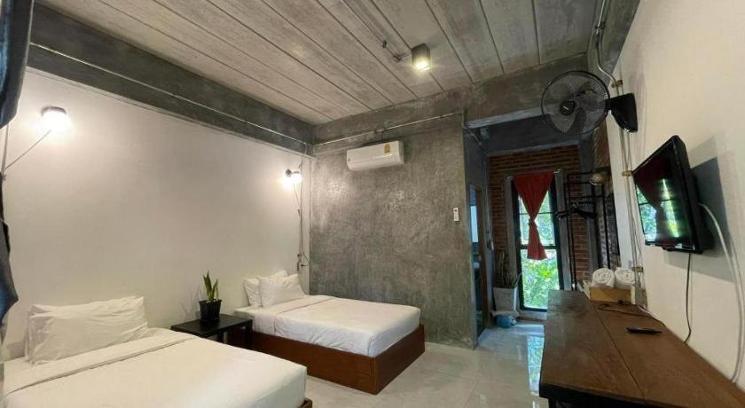 Palmhouse Hotel Mae Hong Son Exterior foto